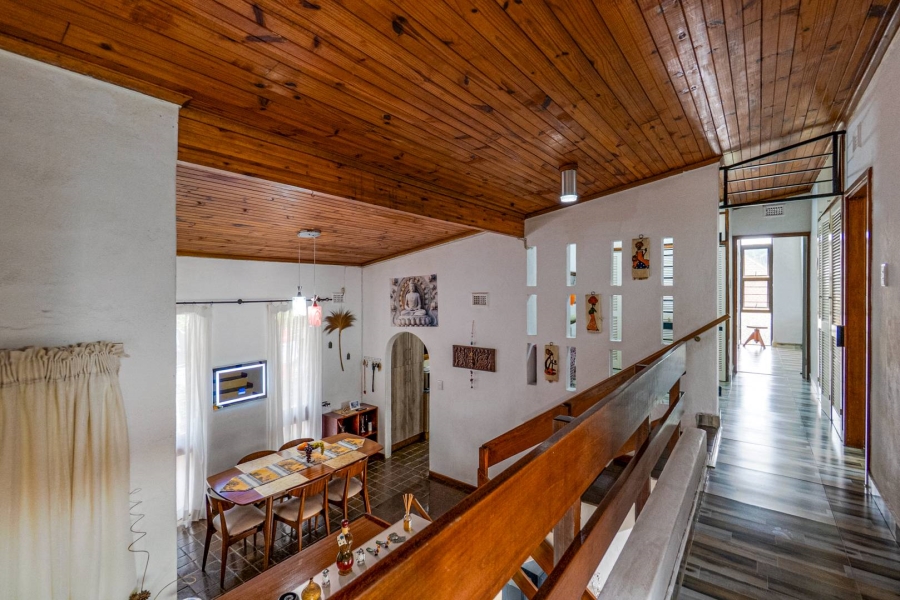4 Bedroom Property for Sale in Amanzimtoti KwaZulu-Natal