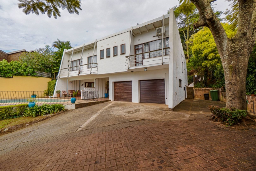 4 Bedroom Property for Sale in Amanzimtoti KwaZulu-Natal