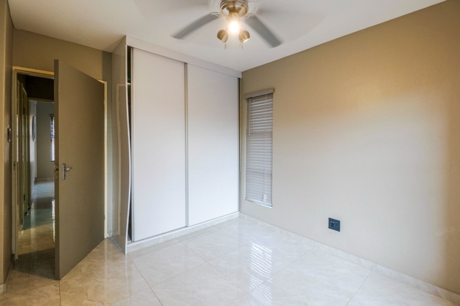 2 Bedroom Property for Sale in Amanzimtoti KwaZulu-Natal
