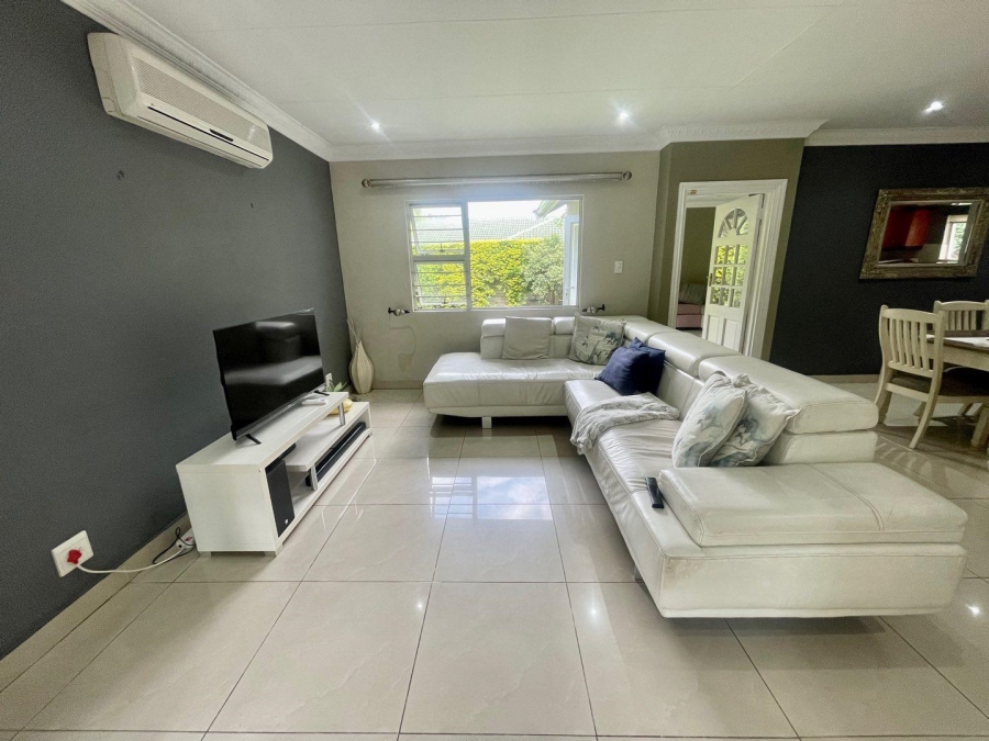 To Let 4 Bedroom Property for Rent in Somerset Park KwaZulu-Natal