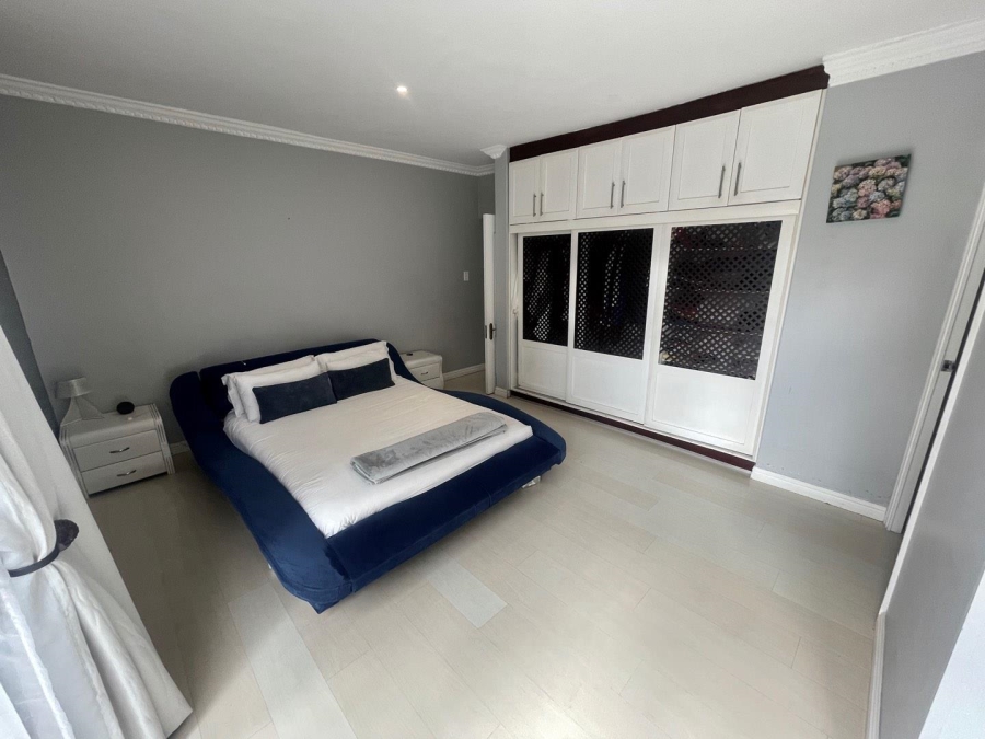 To Let 4 Bedroom Property for Rent in Somerset Park KwaZulu-Natal