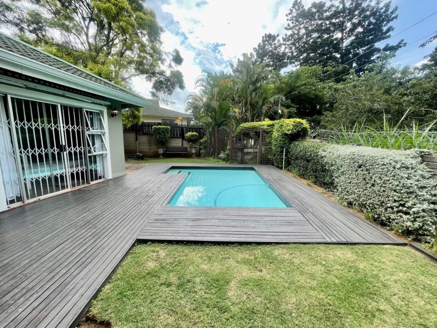 To Let 4 Bedroom Property for Rent in Somerset Park KwaZulu-Natal