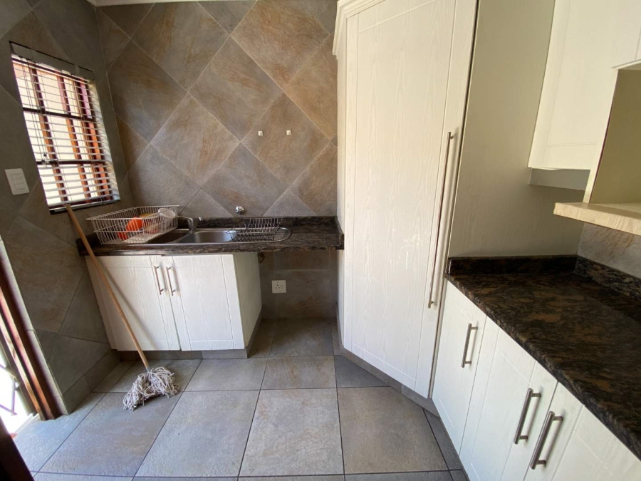 To Let 3 Bedroom Property for Rent in Somerset Park KwaZulu-Natal