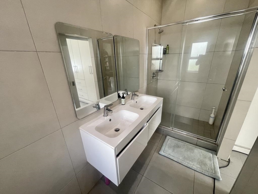 To Let 4 Bedroom Property for Rent in Kindlewood Estate KwaZulu-Natal