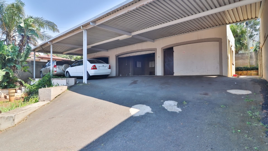 7 Bedroom Property for Sale in Durban North KwaZulu-Natal