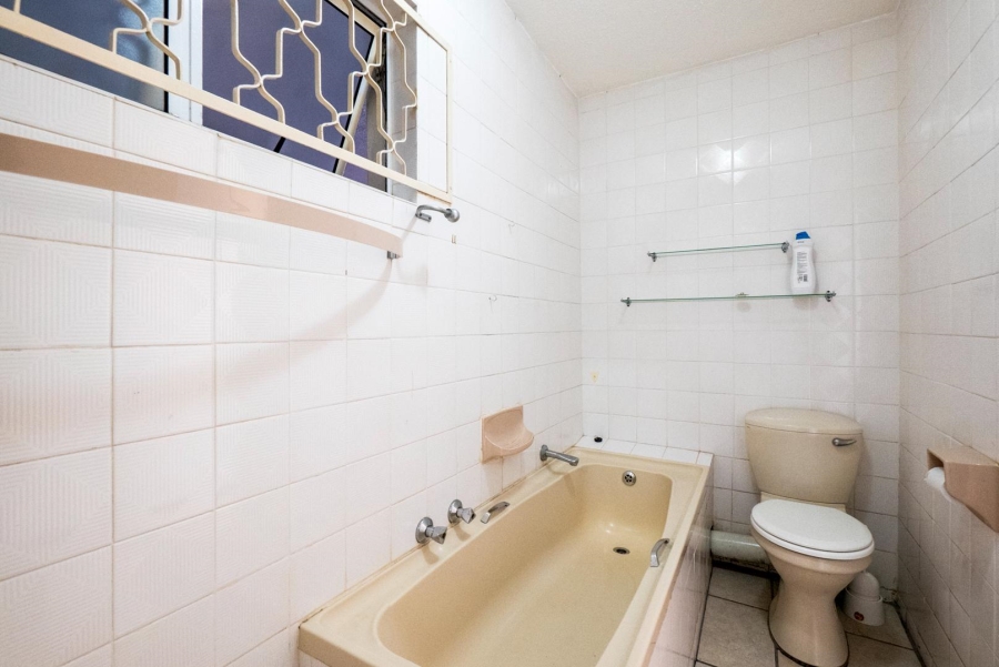 3 Bedroom Property for Sale in Amanzimtoti KwaZulu-Natal