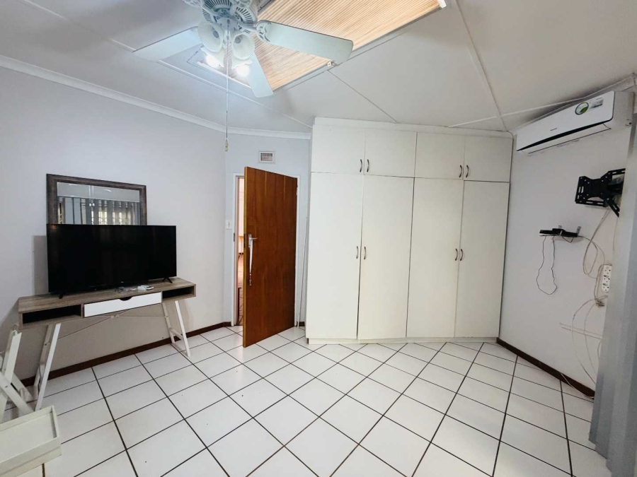 To Let 2 Bedroom Property for Rent in Glen Hills KwaZulu-Natal