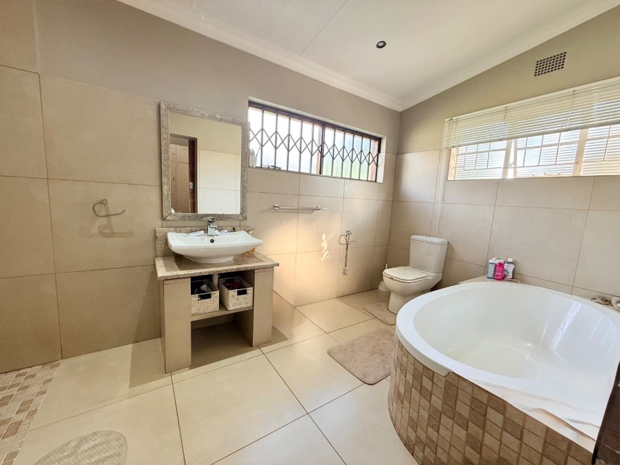 4 Bedroom Property for Sale in Vryheid KwaZulu-Natal