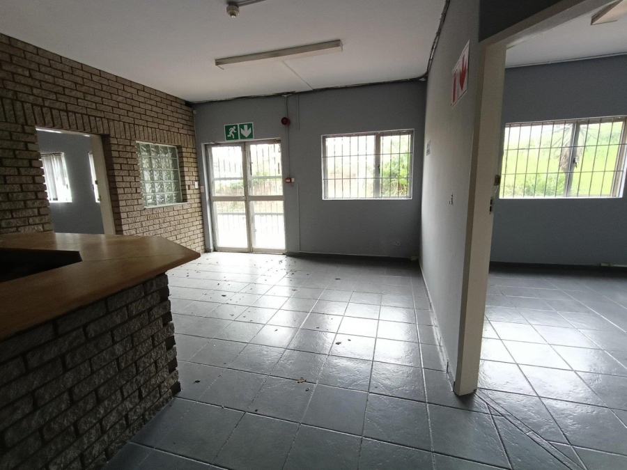 To Let Commercial Property for Rent in Westmead KwaZulu-Natal