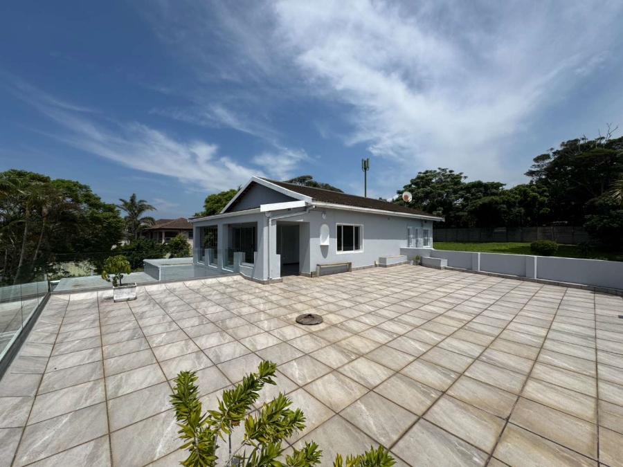 5 Bedroom Property for Sale in Umhlanga KwaZulu-Natal