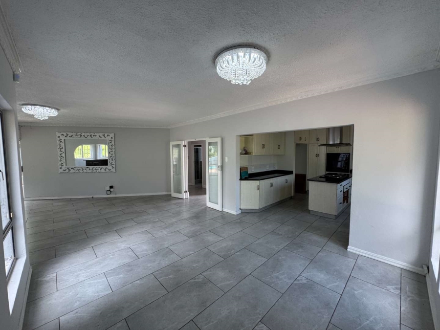 5 Bedroom Property for Sale in Umhlanga KwaZulu-Natal