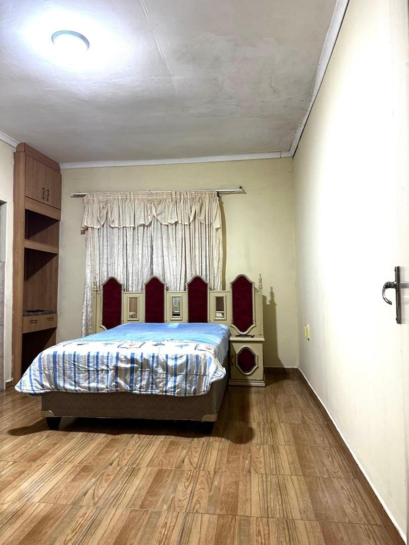 5 Bedroom Property for Sale in Brackenham KwaZulu-Natal