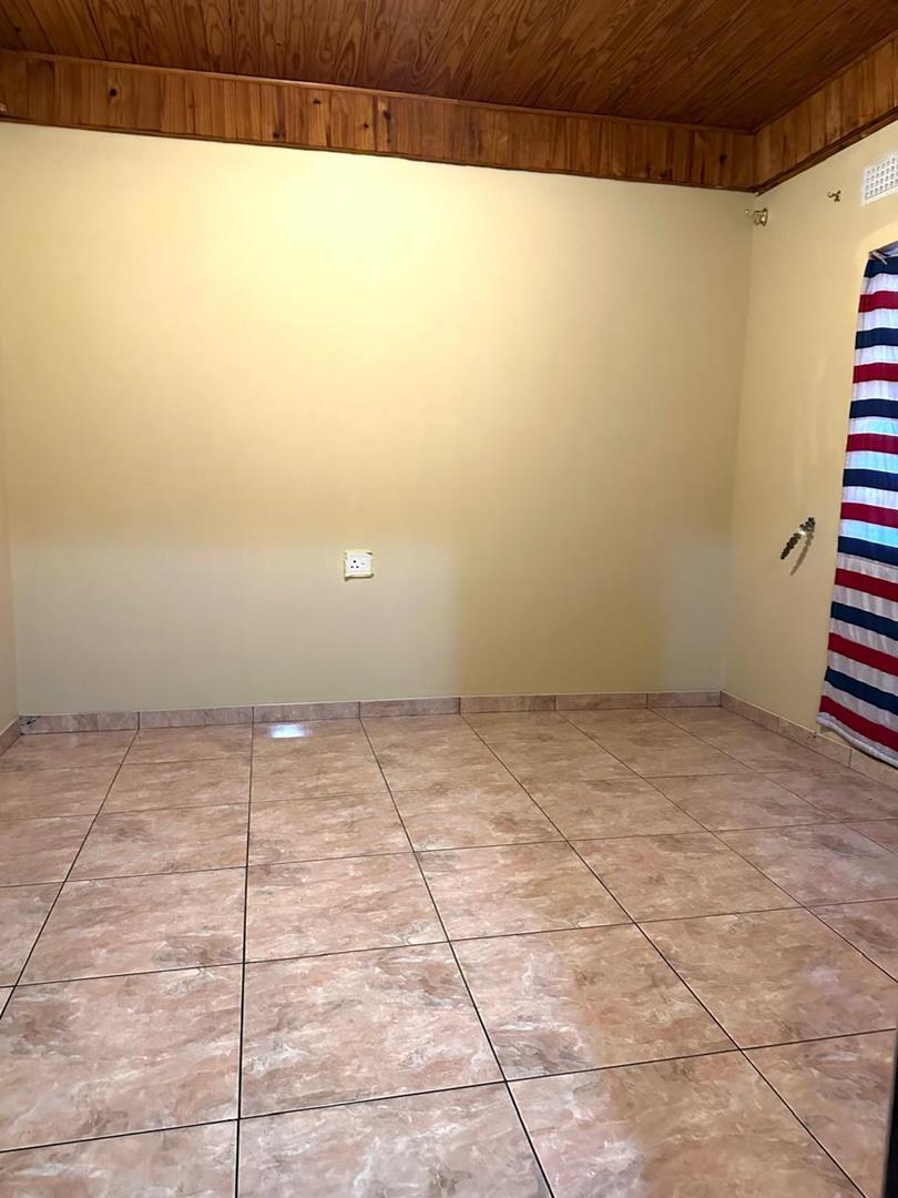 5 Bedroom Property for Sale in Brackenham KwaZulu-Natal