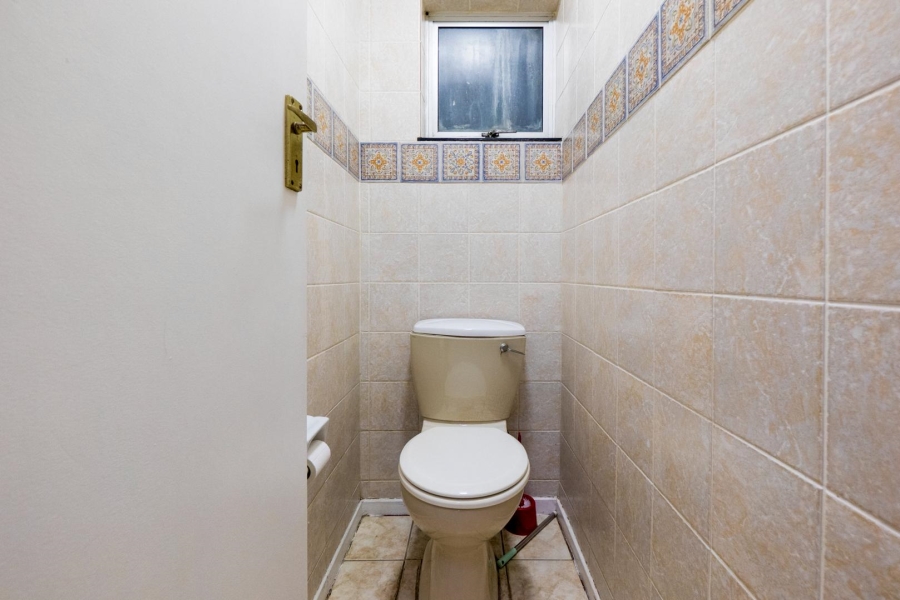 3 Bedroom Property for Sale in Amanzimtoti KwaZulu-Natal