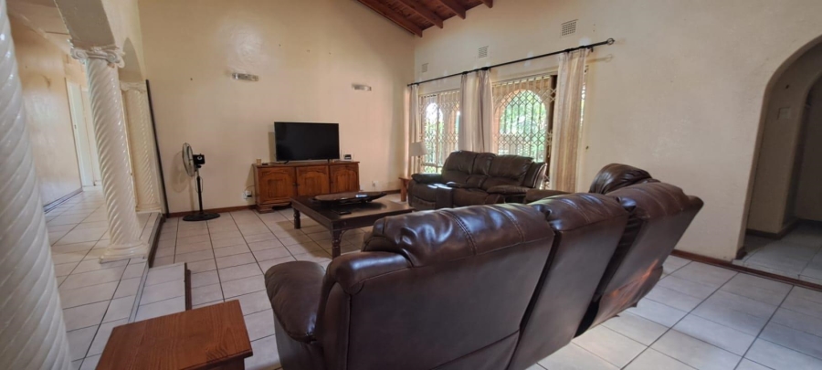 5 Bedroom Property for Sale in Meer En See KwaZulu-Natal