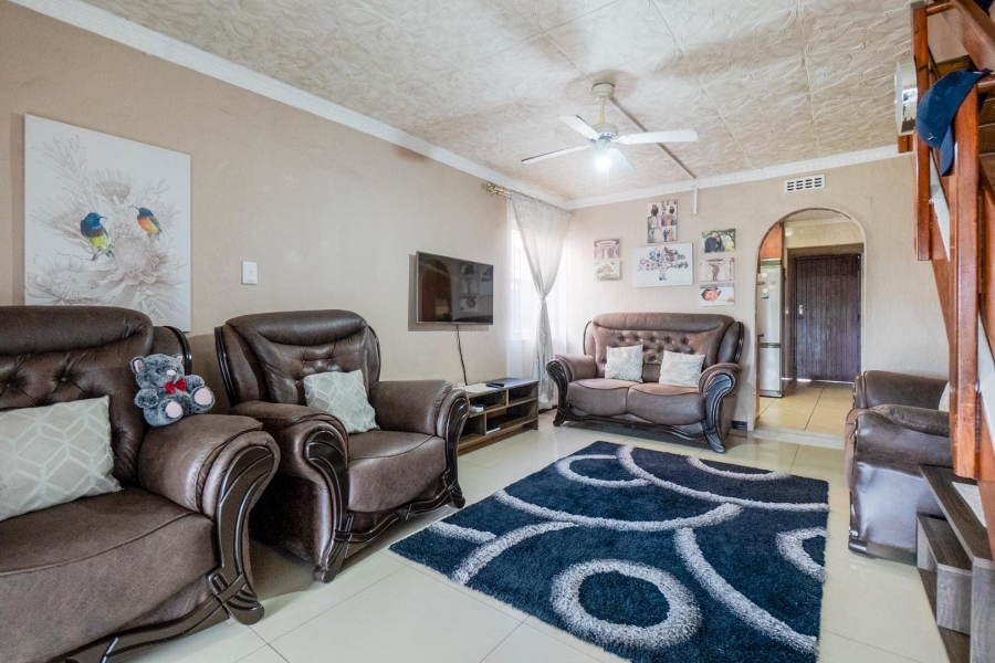 2 Bedroom Property for Sale in Lotus Park KwaZulu-Natal