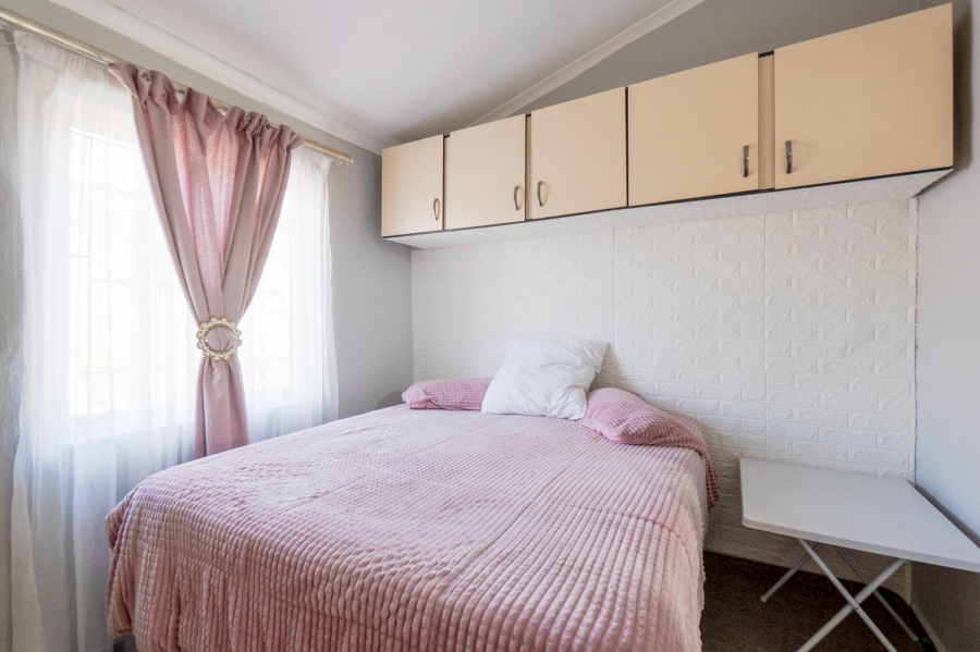 2 Bedroom Property for Sale in Lotus Park KwaZulu-Natal