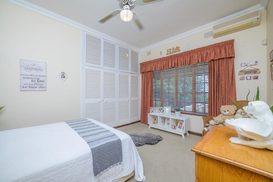 5 Bedroom Property for Sale in La Lucia KwaZulu-Natal