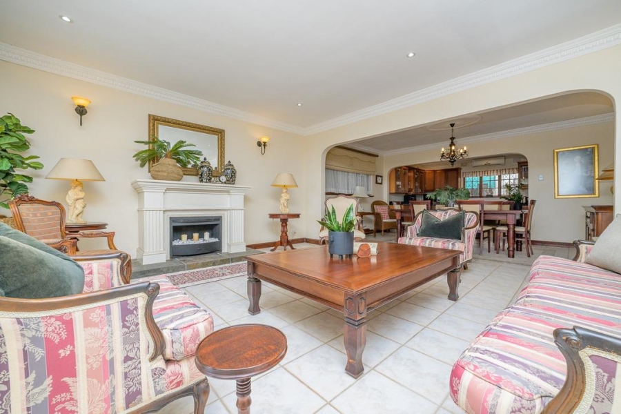5 Bedroom Property for Sale in La Lucia KwaZulu-Natal