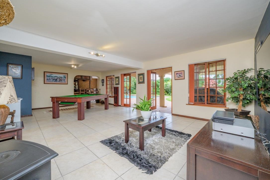 5 Bedroom Property for Sale in La Lucia KwaZulu-Natal