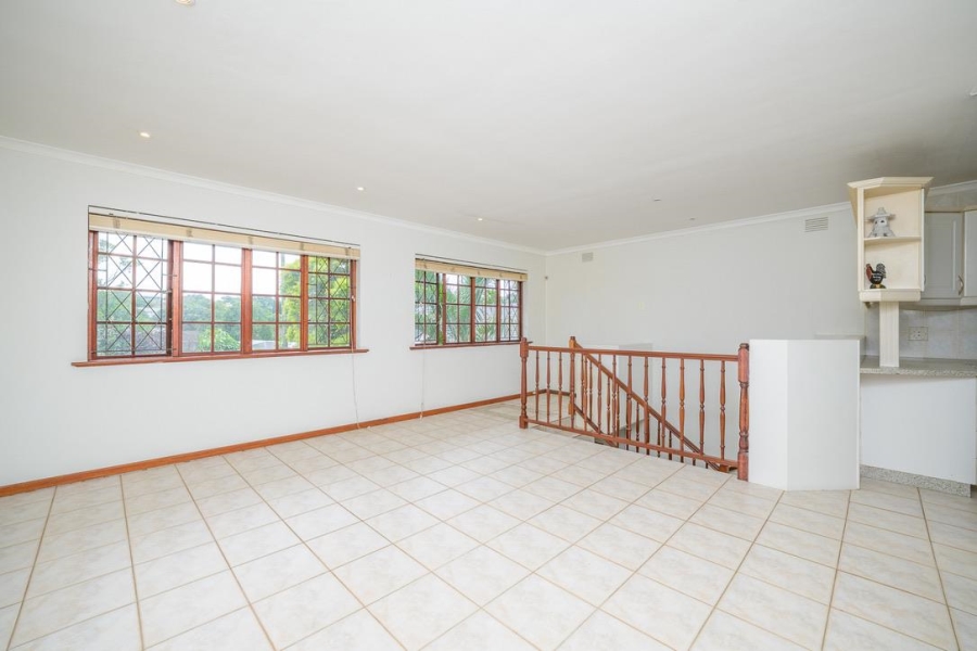 5 Bedroom Property for Sale in La Lucia KwaZulu-Natal