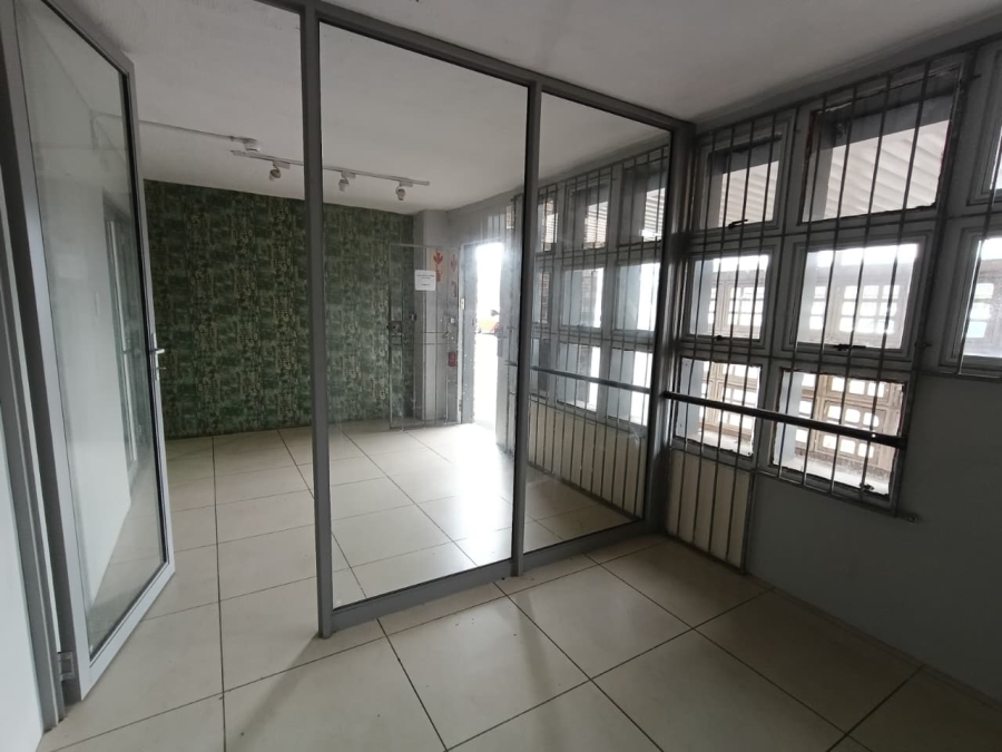 To Let Commercial Property for Rent in Westmead KwaZulu-Natal