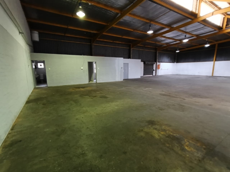 To Let Commercial Property for Rent in Westmead KwaZulu-Natal