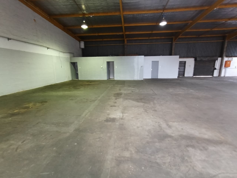 To Let Commercial Property for Rent in Westmead KwaZulu-Natal