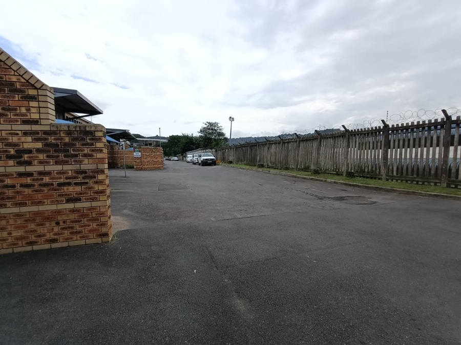To Let Commercial Property for Rent in Westmead KwaZulu-Natal