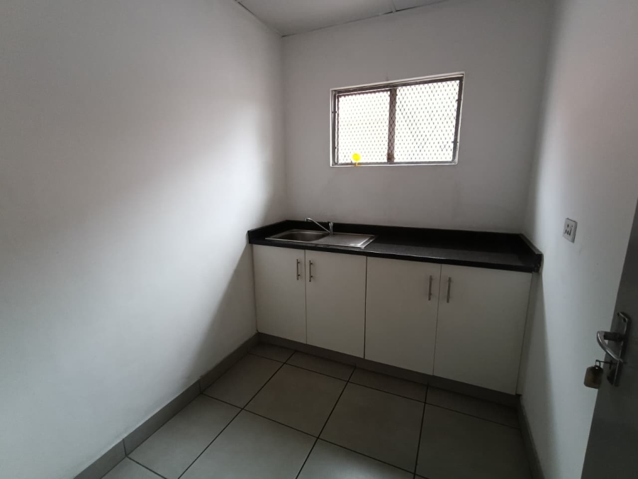 To Let Commercial Property for Rent in New Germany KwaZulu-Natal