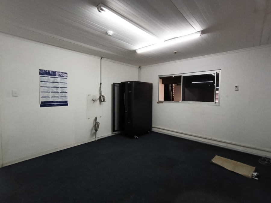 To Let Commercial Property for Rent in Westmead KwaZulu-Natal