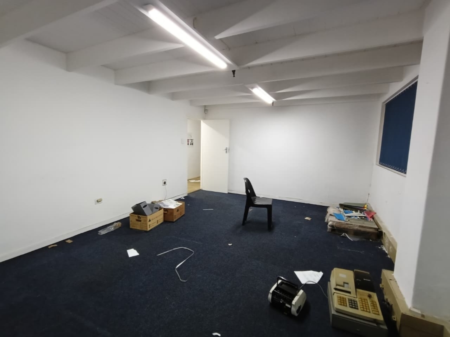 To Let Commercial Property for Rent in Westmead KwaZulu-Natal