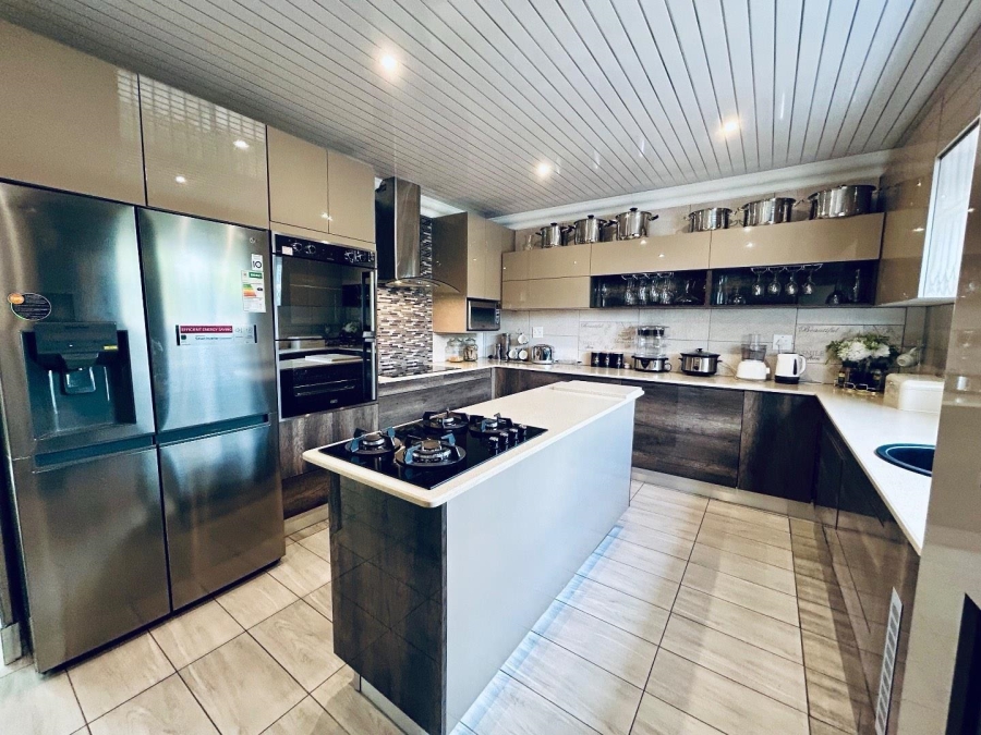 5 Bedroom Property for Sale in Vryheid KwaZulu-Natal