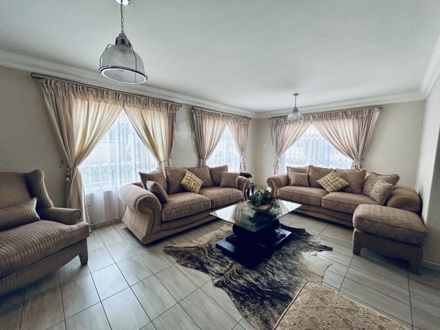 5 Bedroom Property for Sale in Vryheid KwaZulu-Natal