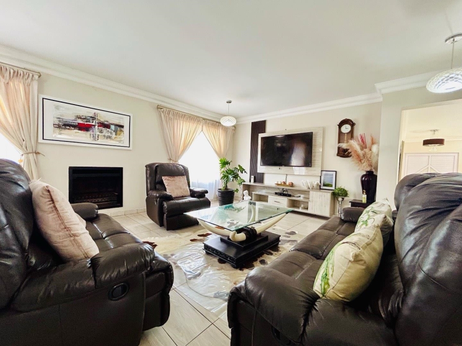 5 Bedroom Property for Sale in Vryheid KwaZulu-Natal