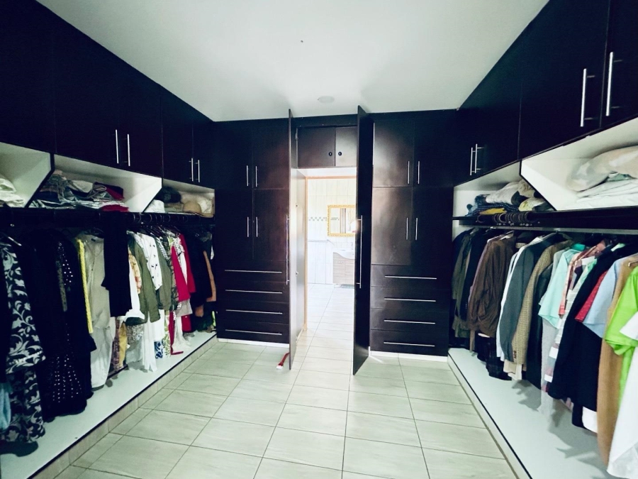 5 Bedroom Property for Sale in Vryheid KwaZulu-Natal