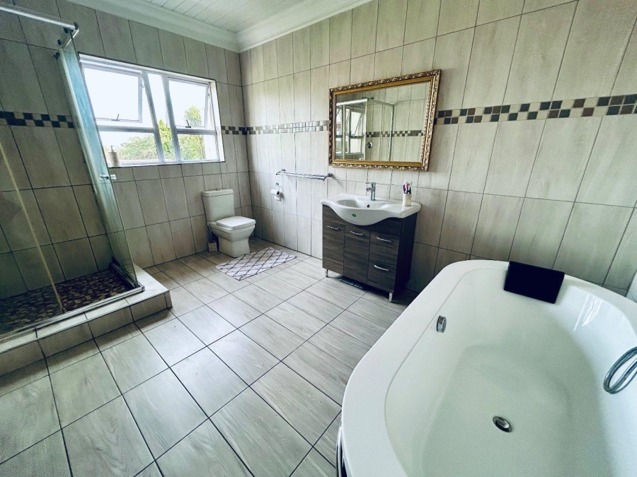 5 Bedroom Property for Sale in Vryheid KwaZulu-Natal