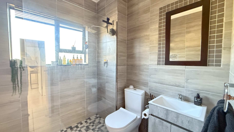 2 Bedroom Property for Sale in Palm Lakes Estate KwaZulu-Natal