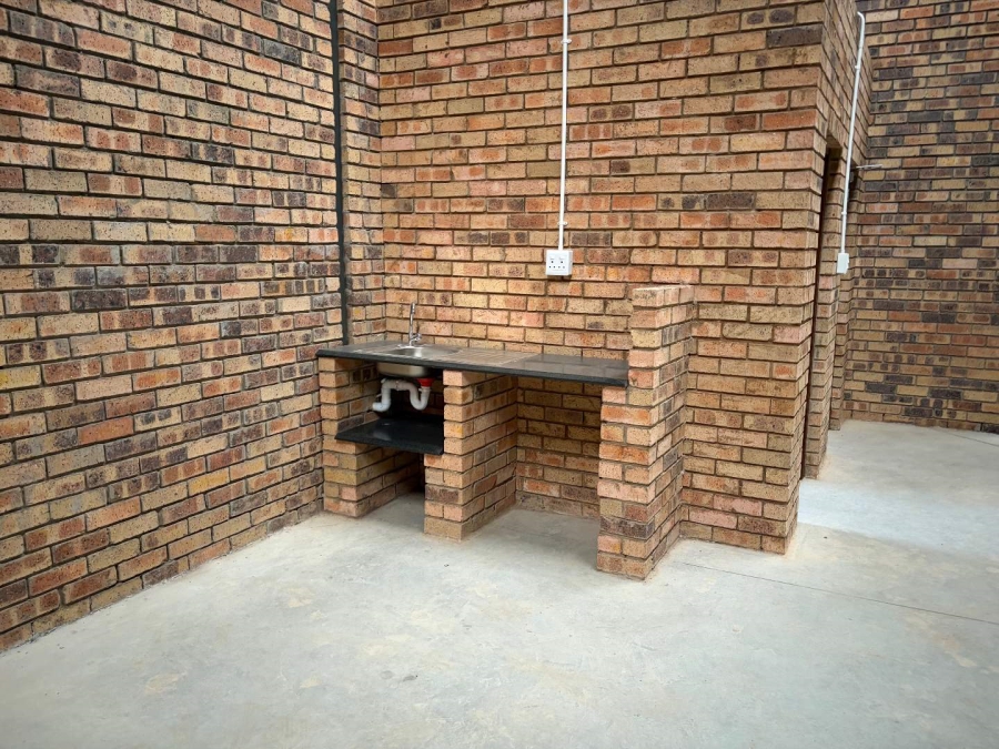 To Let Commercial Property for Rent in Shakas Head KwaZulu-Natal