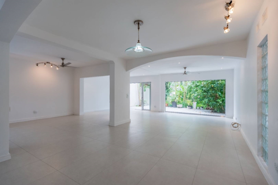 4 Bedroom Property for Sale in Umhlanga KwaZulu-Natal