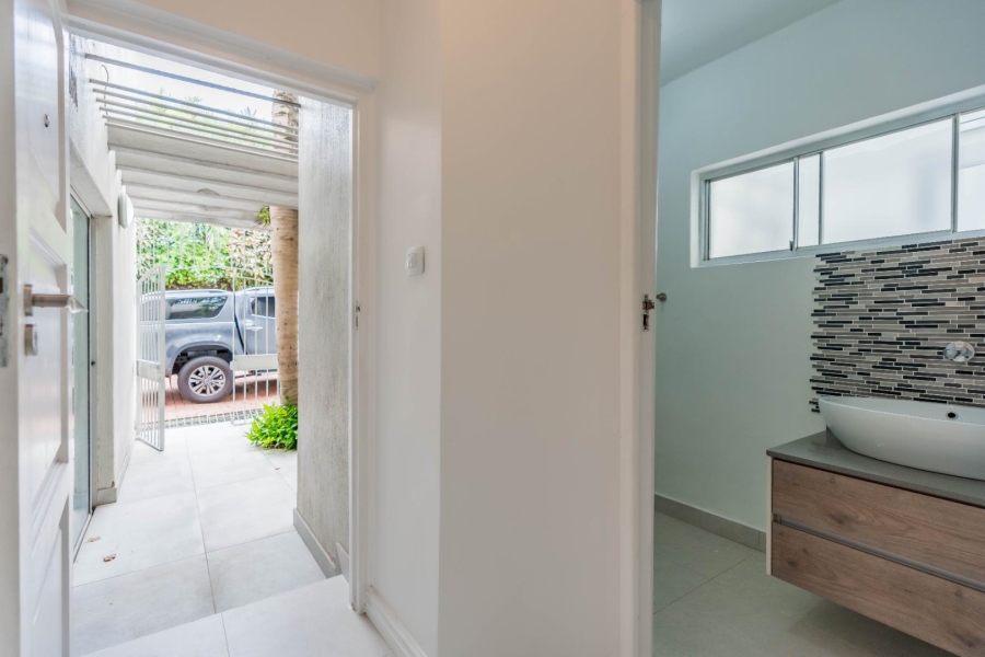 4 Bedroom Property for Sale in Umhlanga KwaZulu-Natal