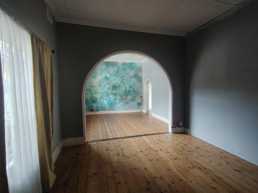 To Let Commercial Property for Rent in Windermere KwaZulu-Natal