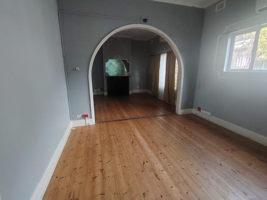 To Let Commercial Property for Rent in Windermere KwaZulu-Natal