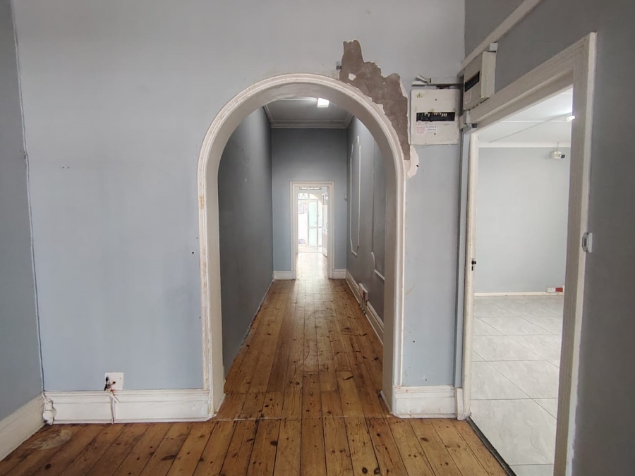 To Let Commercial Property for Rent in Windermere KwaZulu-Natal
