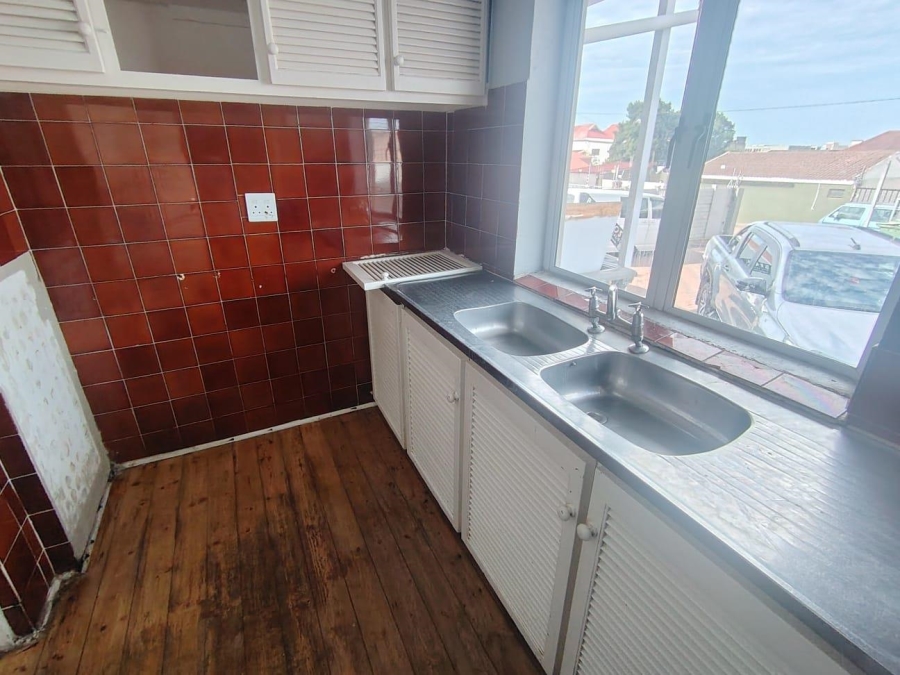 To Let Commercial Property for Rent in Windermere KwaZulu-Natal