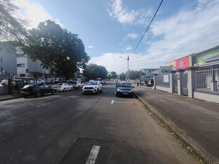 To Let Commercial Property for Rent in Windermere KwaZulu-Natal