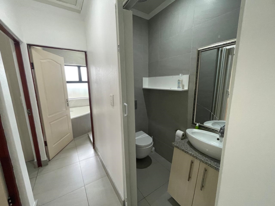 3 Bedroom Property for Sale in Palm Lakes Estate KwaZulu-Natal