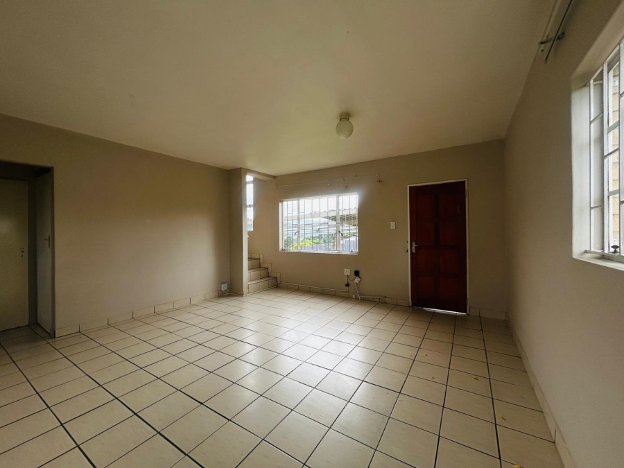 1 Bedroom Property for Sale in Woodlands KwaZulu-Natal