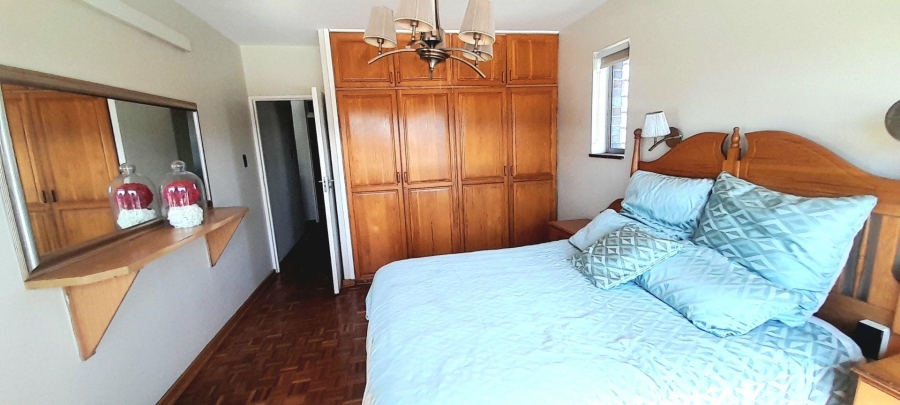 2 Bedroom Property for Sale in North Beach KwaZulu-Natal