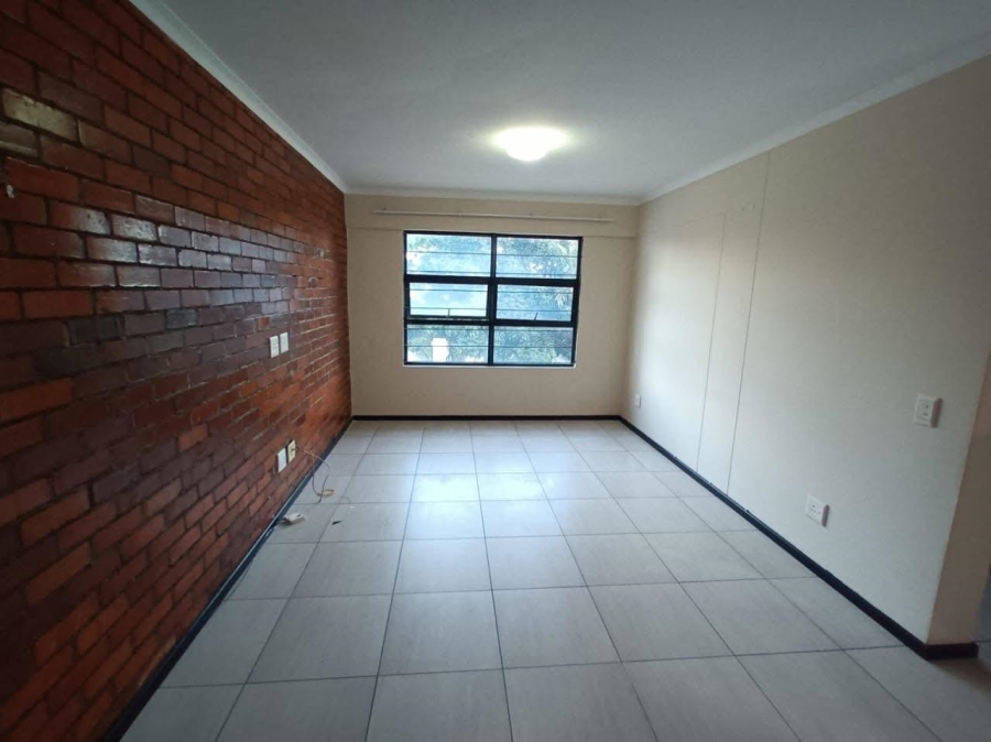 2 Bedroom Property for Sale in Essenwood KwaZulu-Natal